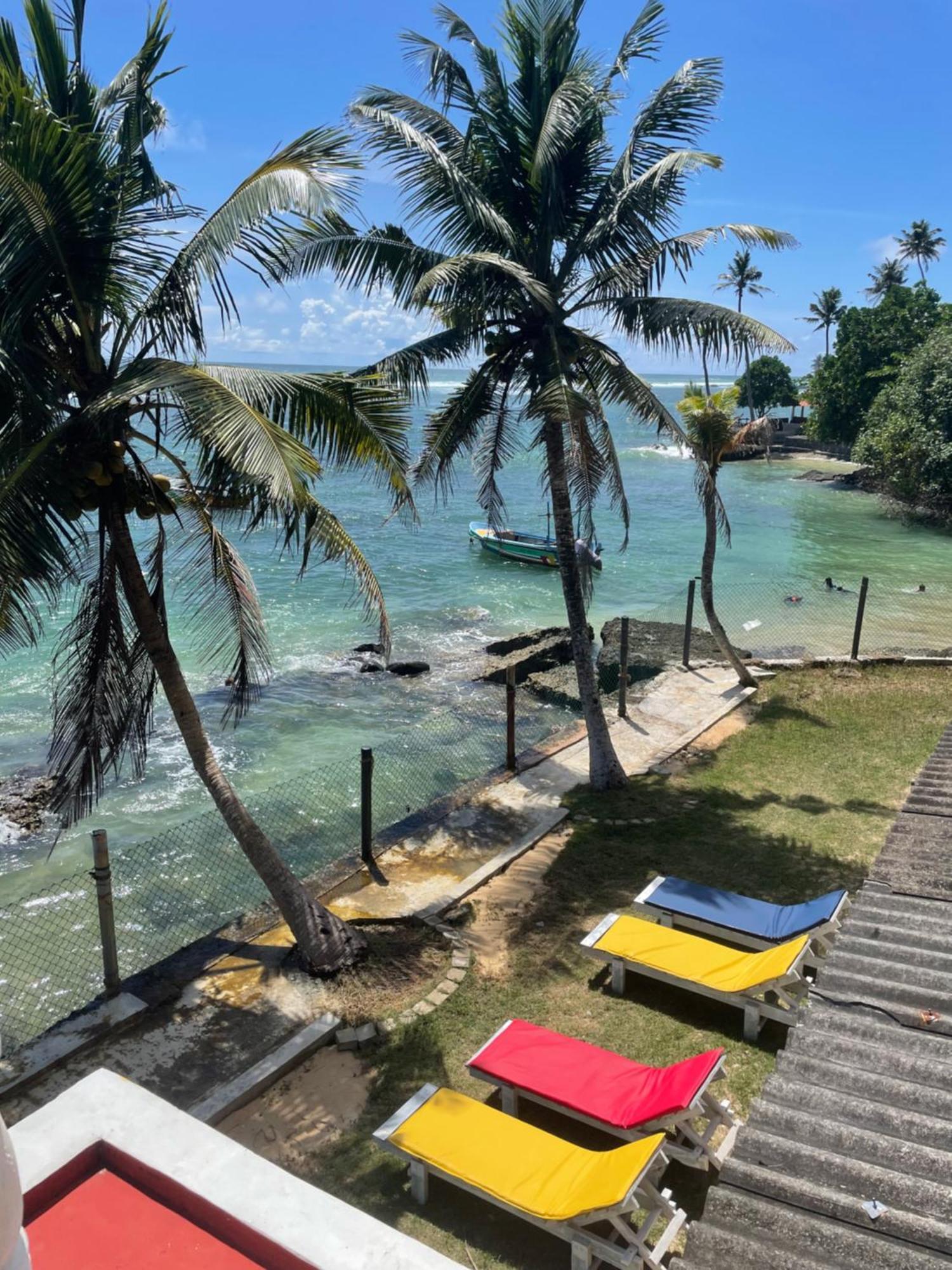 Sayuri Beach Hotel Матара Екстериор снимка
